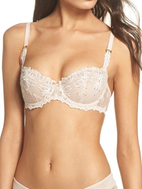 áo bra iBasic phù hợp với dáng người